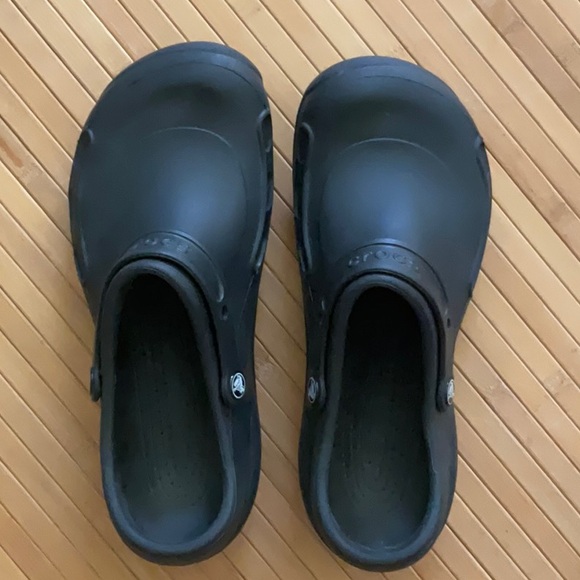 CROCS Bistro Work Clogs in Black - Picture 2 of 4